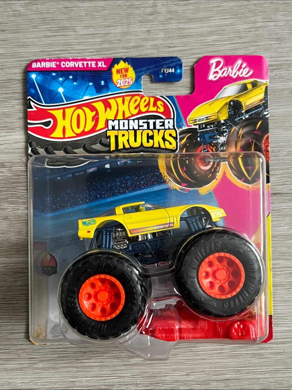 Barbie Corvette XL Hot Wheels Monster Trucks